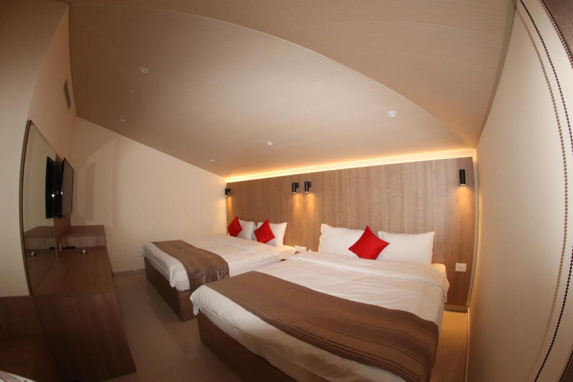Jounieh Suites Boutique Hotel Buitenkant foto